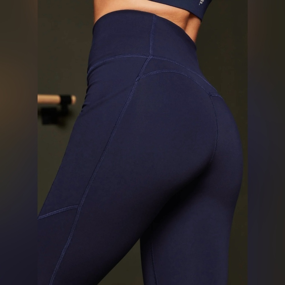 Fabletics Oasis PureLuxe High-Waisted Leggings in navy blue size Small - Picture 2 of 9